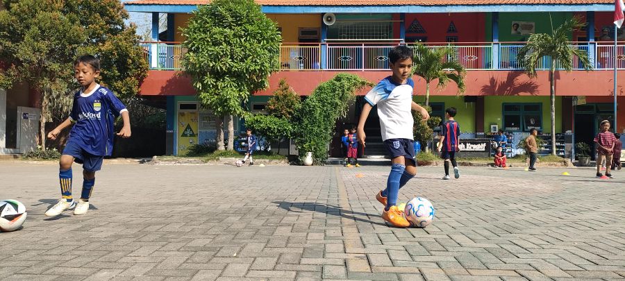 Kegiatan ekstrakurikuler Futsal SD Muhammadiyah 2 Tulangan